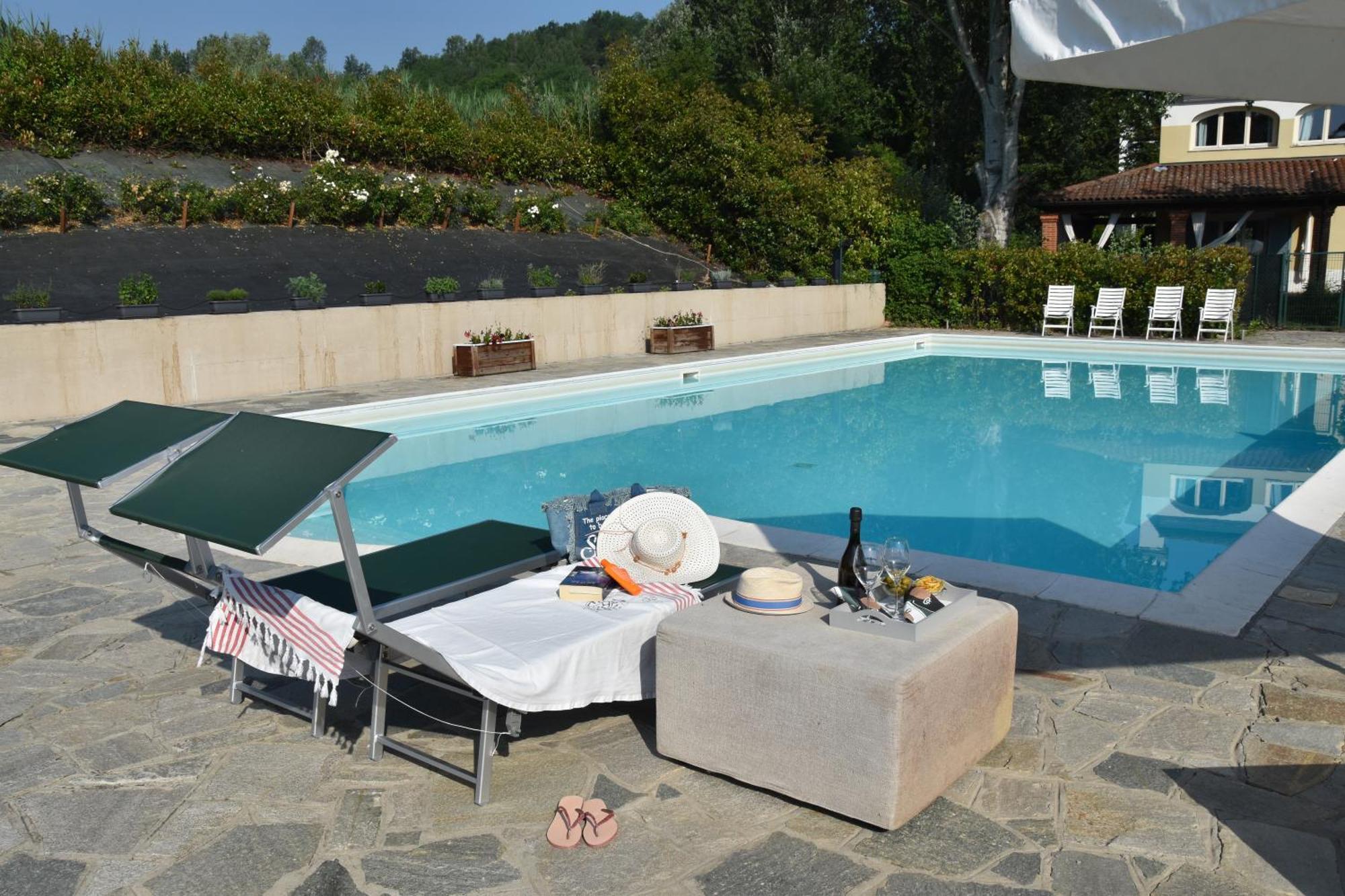 Aura Loving Home Con 4 Posti Letto, Cucina Completa, Terrazzo Ed Un Grande Parco Verde Serravalle d'Asti Εξωτερικό φωτογραφία
