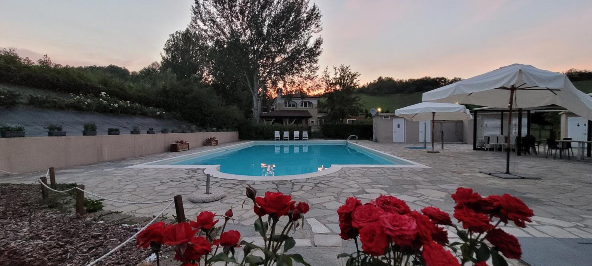 Aura Loving Home Con 4 Posti Letto, Cucina Completa, Terrazzo Ed Un Grande Parco Verde Serravalle d'Asti Εξωτερικό φωτογραφία